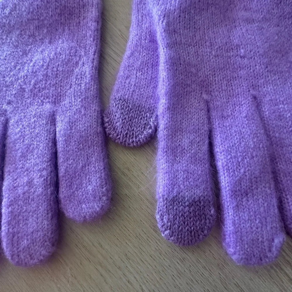 Nicole Miller Touch Screen Lavender Mittens